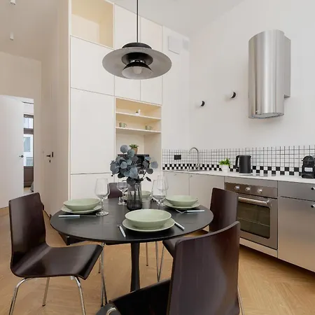 Chodkiewicza In Soho Cracow By Renters Prestige Cracovie